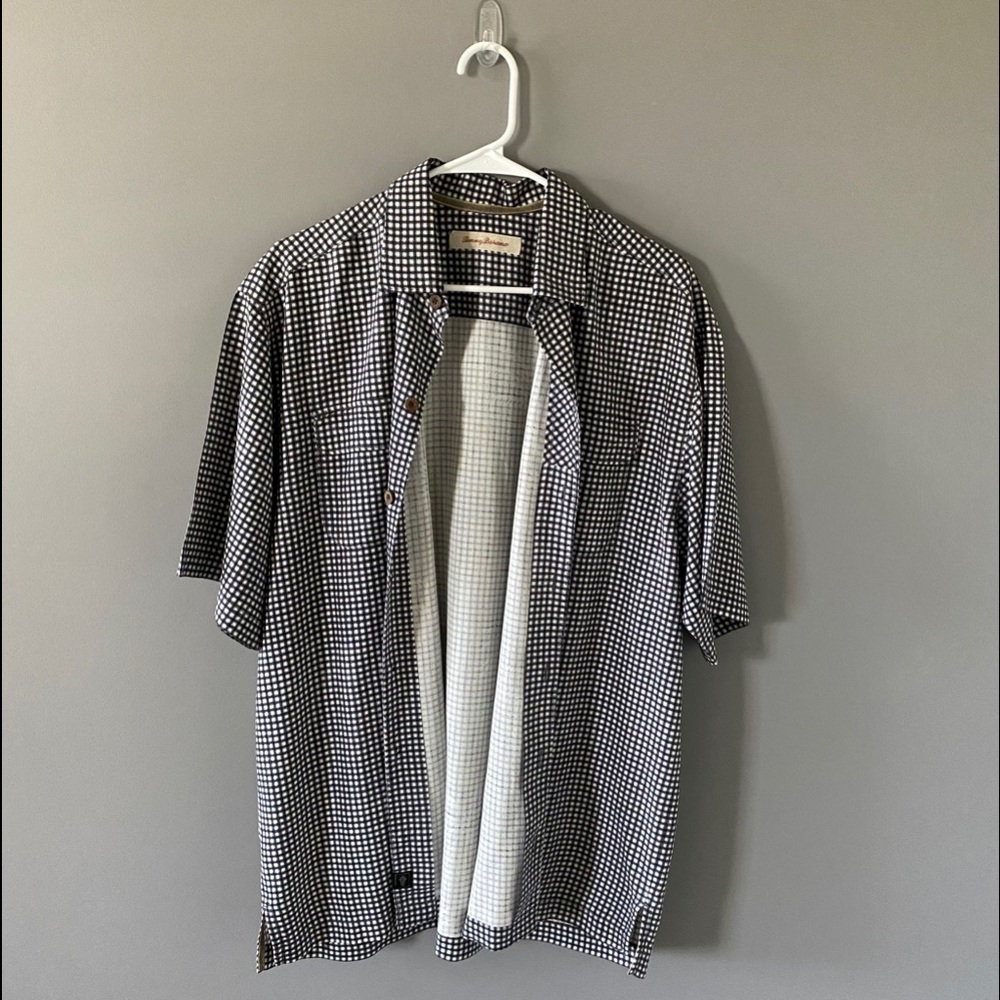 Tommy Bahama Black and White Button Down